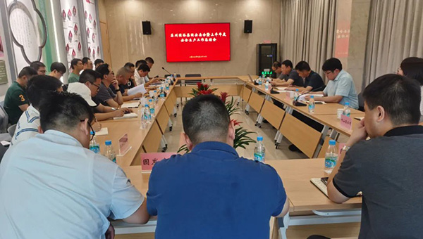 93b8bb38fdaf7e088cd444cb8f7a04a2