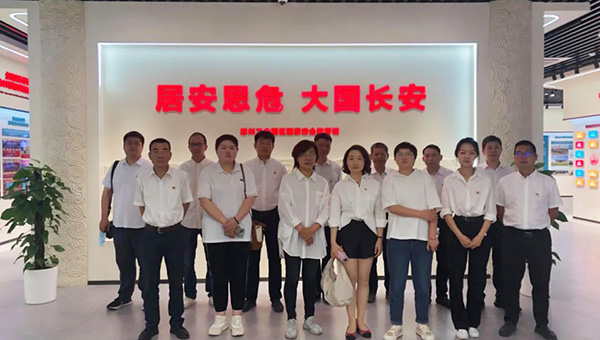 b08e73f3af4ebcbe7d2e971ea8a5cd02