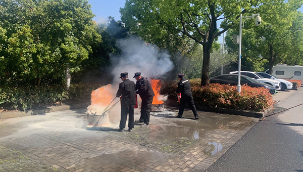 8d06e09edf4f32f91970e228c7735dfd