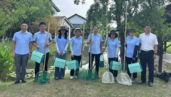 4db1f242f06add09dd5cb59577f2bfda